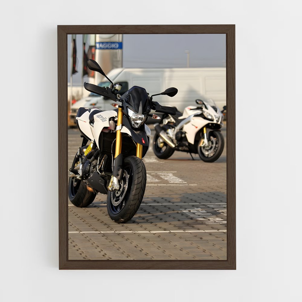 Poster Dorsoduro Noir et Blanc – affiche Aprilia (vue 5)